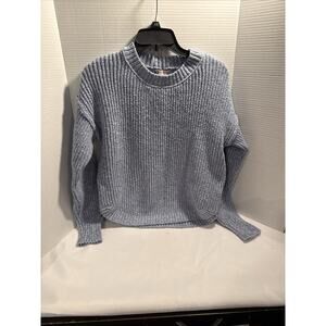 SO Sweater, Women's Size M, Lite Blue, Pullover Crew Neck, Long Sleeve Round Hem